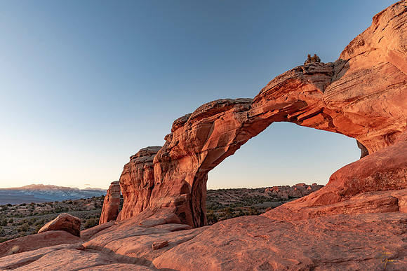 Broken Arch at Sunrise, Utah